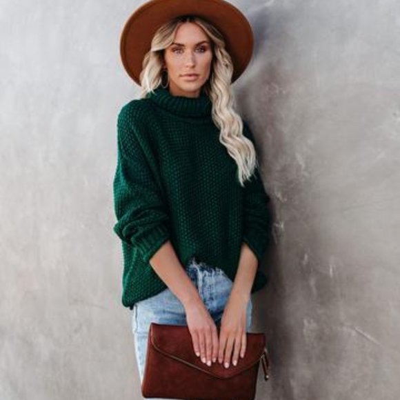 Warm Embrace Emerald Green Turtleneck Sweater - Picture 2 of 13
